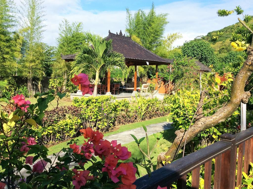 Taman Dewi Sri Villa Et Bungalow Пемутеран Екстер'єр фото