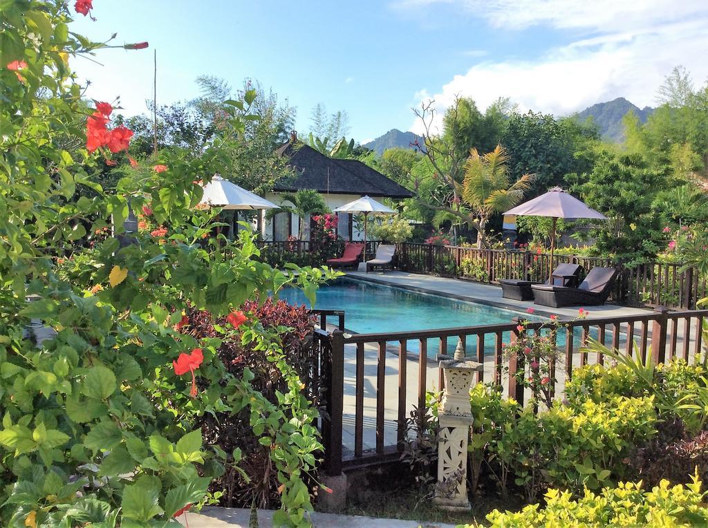 Taman Dewi Sri Villa Et Bungalow Пемутеран Екстер'єр фото